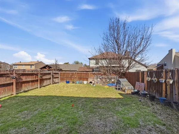 $560,000 | 1222 West Hudgins Street, Grapevine, TX 76051