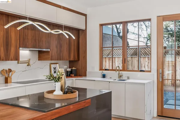 $1,495,000 | 3023 Bateman Street, Berkeley, CA 94705