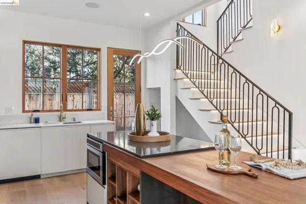 $1,495,000 | 3023 Bateman Street, Berkeley, CA 94705
