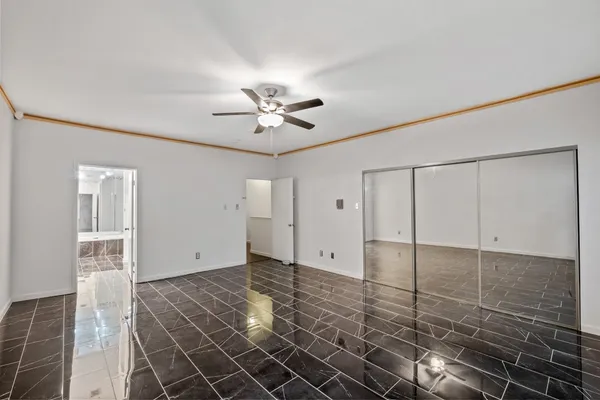 $2,000 | 3124 Holly Hall Street, Unit 3124, Houston, TX 77054