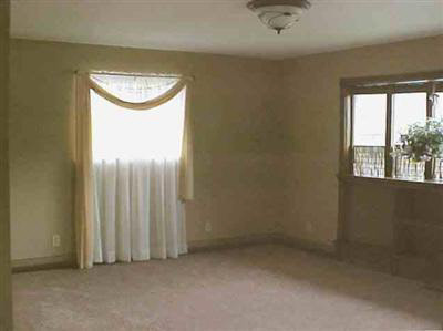 5287 Richfield Road Flint, MI 48506 - Photo 2 of 9 20188586-1.JPG
