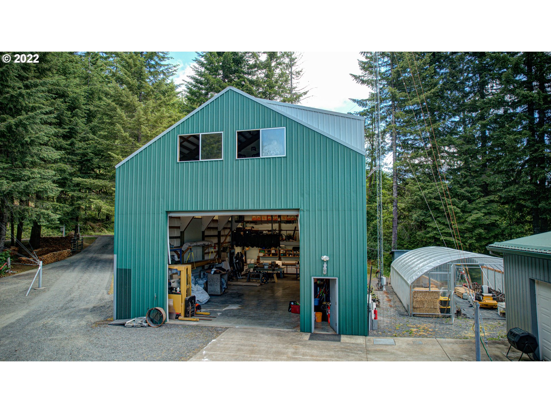 31930 Northwest Smoke Ranch Road Scappoose, OR 97056 - Photo 5 of 32 Gallery Image 5