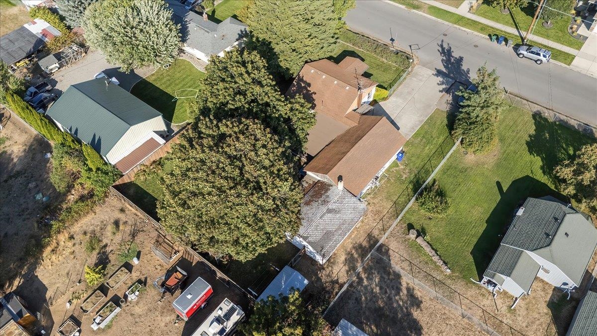 102 South Long Road Greenacres, WA 99016 - Photo 36 of 43 Gallery Image 36