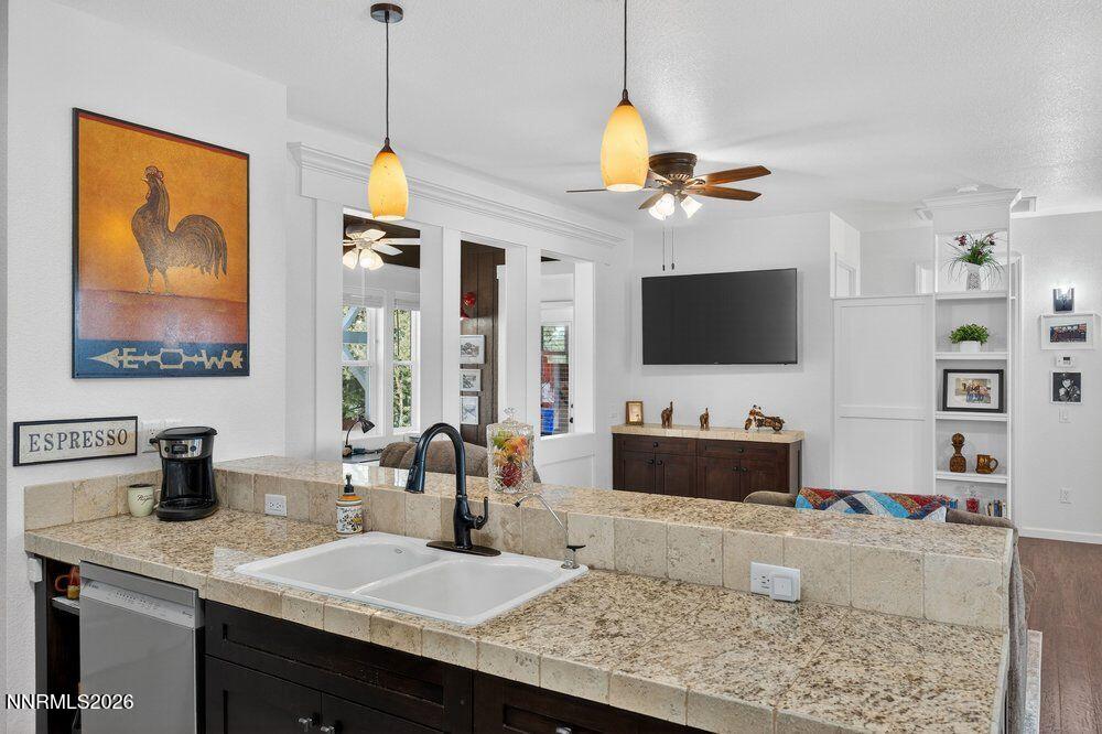 2300 Cartwright Road Reno, NV 89521 - Photo 13 of 44 kitchen2
