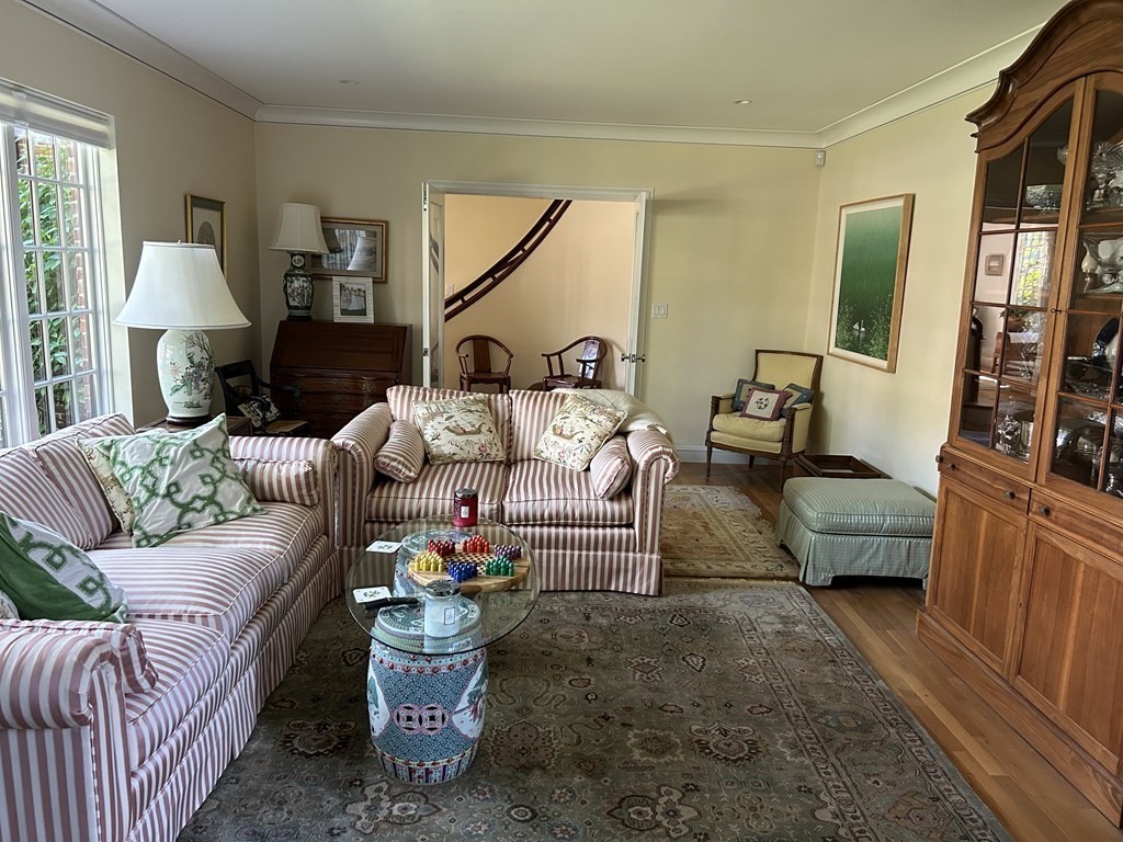 57 Lorna Road Newton, MA 02459 - Photo 6 of 20 Gallery Image 6