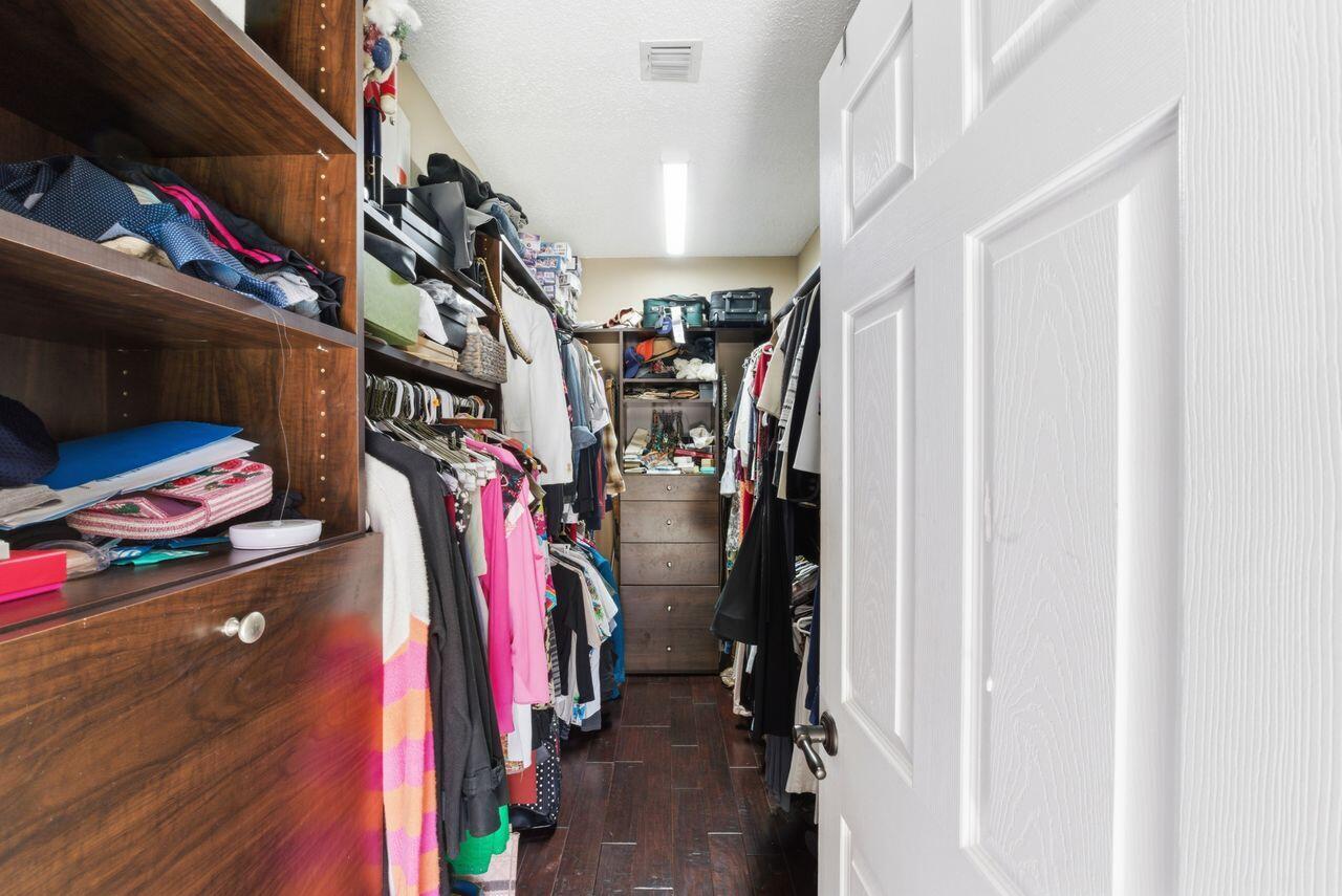 4654 Northwest 26th Way Boca Raton, FL 33434 - Photo 20 of 42 4654_NW_26th_Way_019