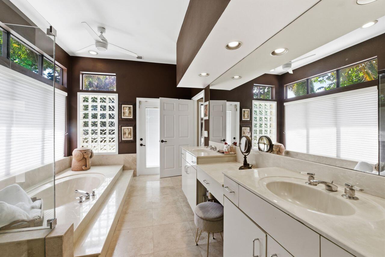 4654 Northwest 26th Way Boca Raton, FL 33434 - Photo 22 of 42 4654_NW_26th_Way_022