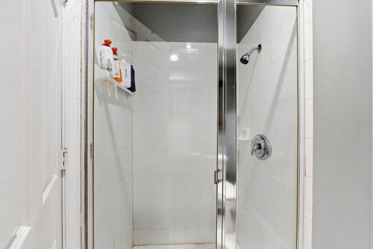 4654 Northwest 26th Way Boca Raton, FL 33434 - Photo 28 of 42 4654_NW_26th_Way_012