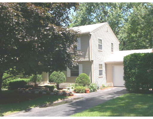 23 Longview Road Framingham, MA 01701 - Photo 1 of 1 Gallery Image 1