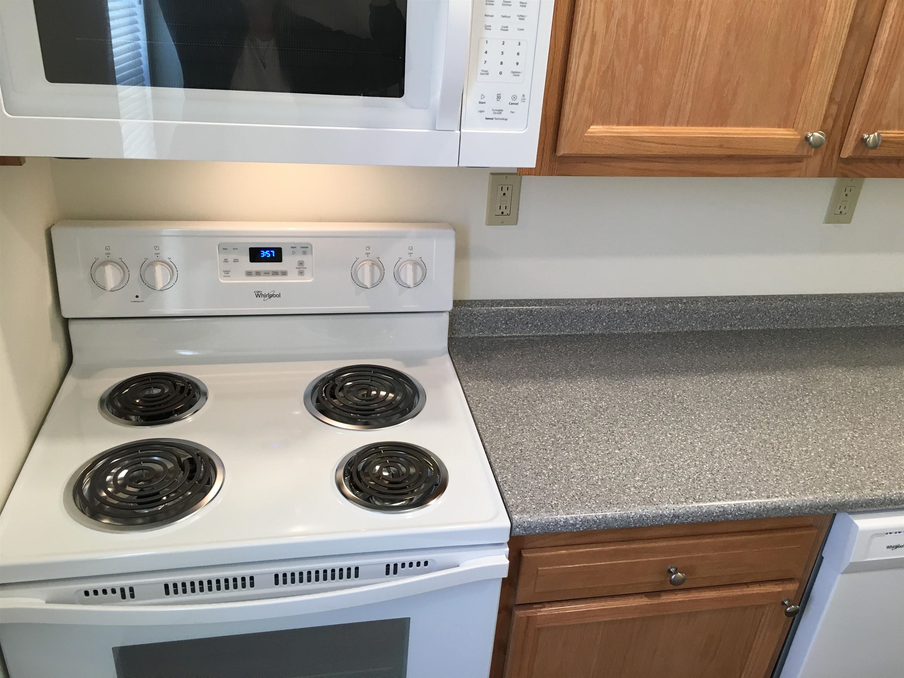 93 Second Street, Unit 3 Manchester, NH 03102 - Photo 13 of 57