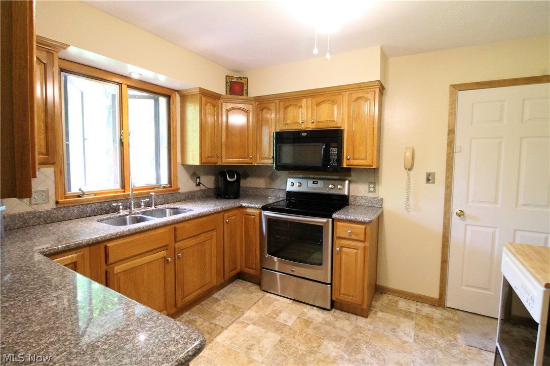 4164 Ellsworth Road Stow, OH 44224 - Photo 8 of 35 Gallery Image 8