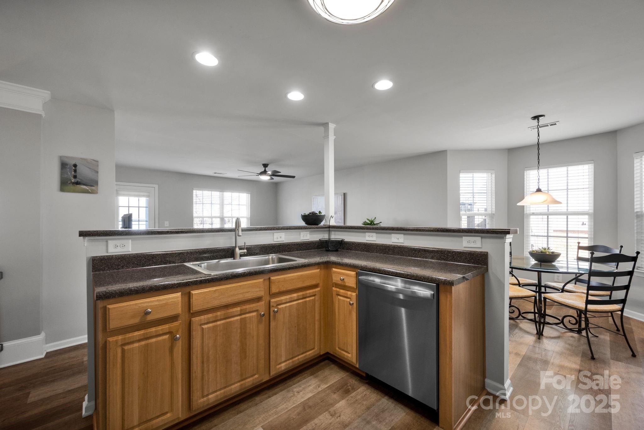 206 Scanlon Road Mooresville, NC 28115 - Photo 4 of 28 Gallery Image 4