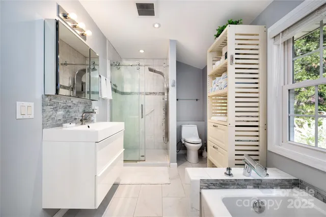 $615,000 | 492 Paint Fork Road, Barnardsville, NC 28709