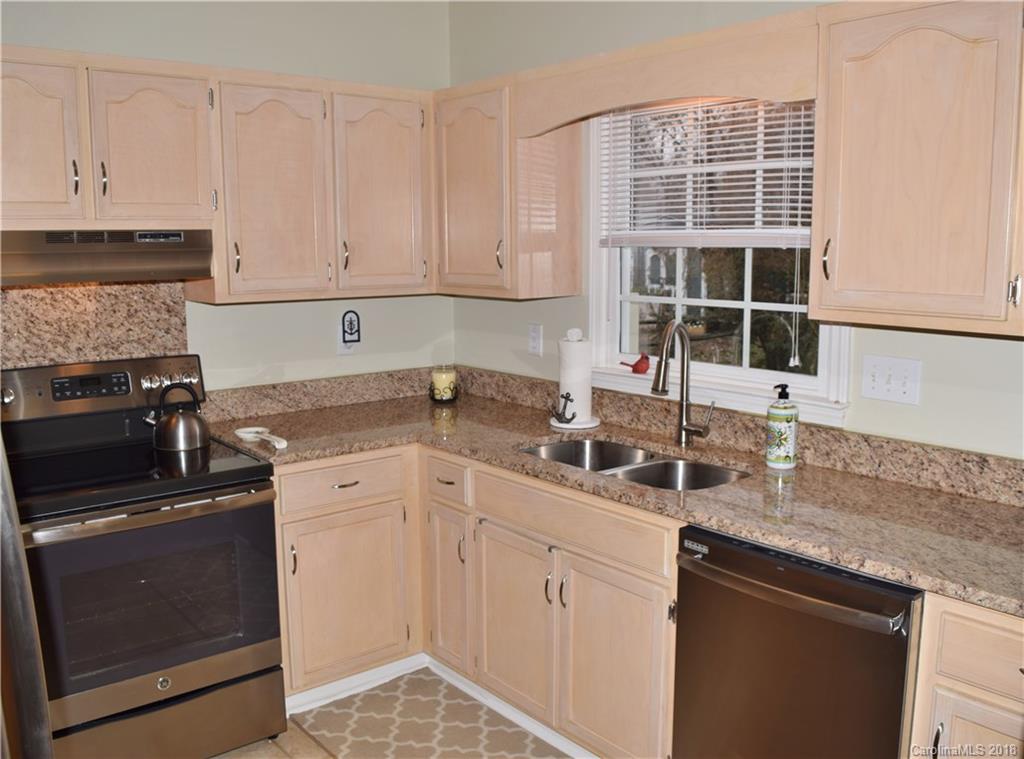 14048 Kedleston Road, Unit 8 Huntersville, NC 28078 - Photo 14 of 36 Gallery Image 14