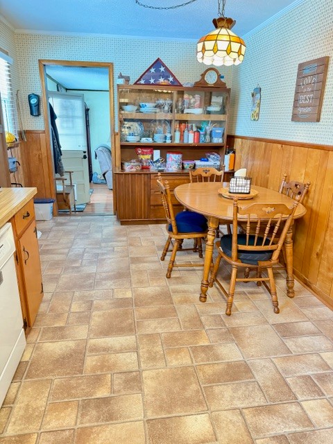 112 Ragan Street Tullahoma, TN 37388 - Photo 7 of 23 a view of a dining room with furniture