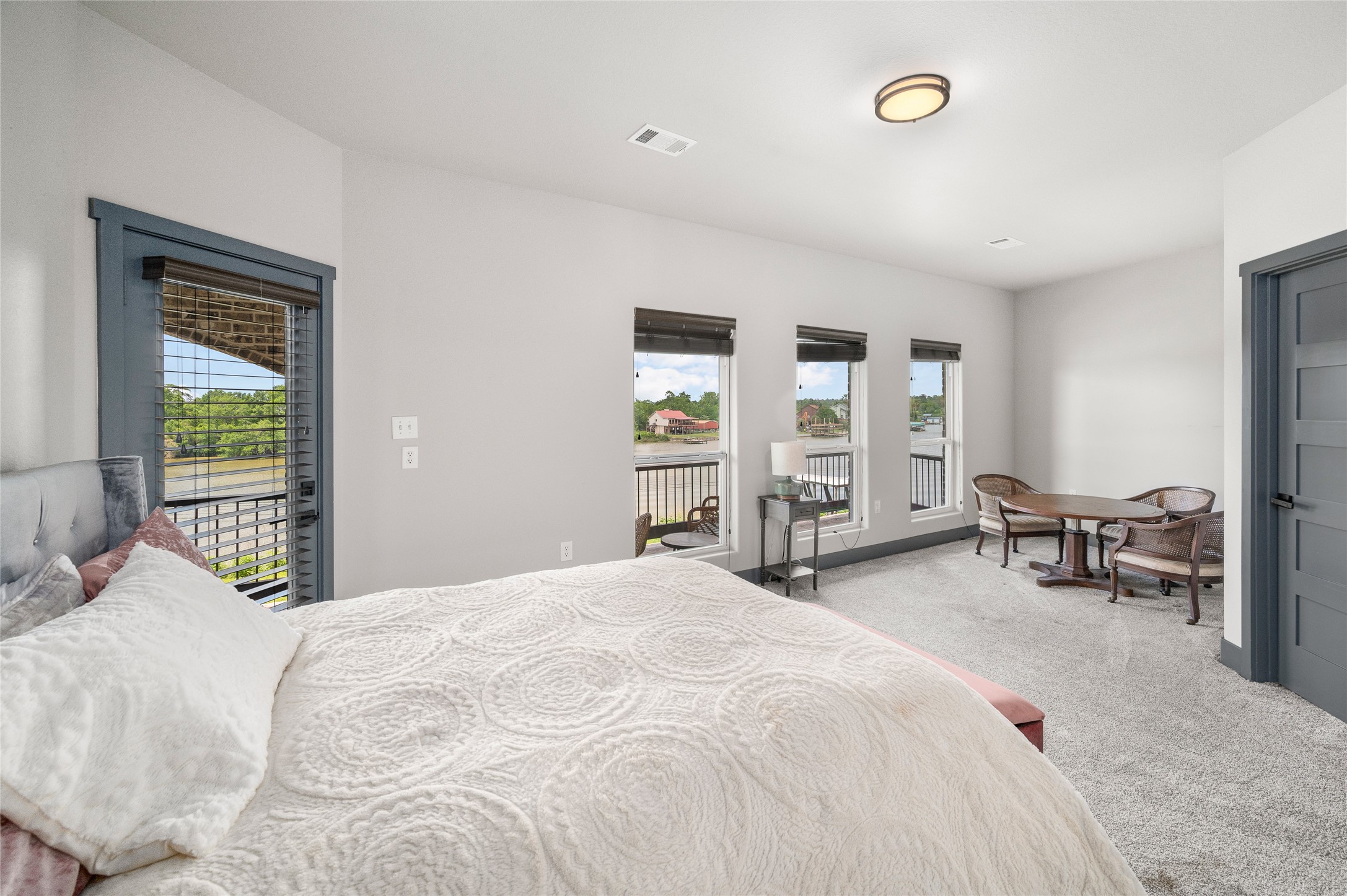 206 Elm Street Highlands, TX 77562 - Photo 28 of 50 Upstairs Ensuite Bedroom
