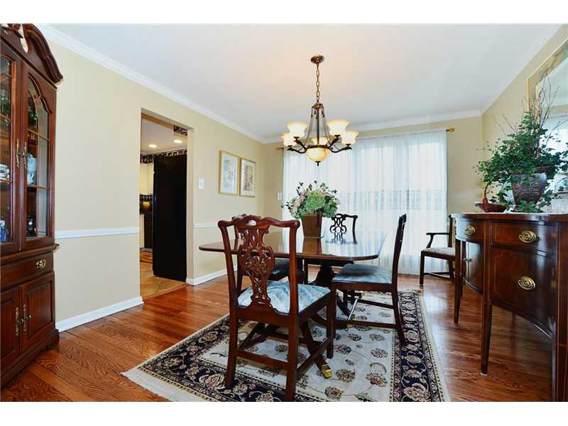142 Berwyn Road Pittsburgh, PA 15237 - Photo 4 of 19 Dining Room.