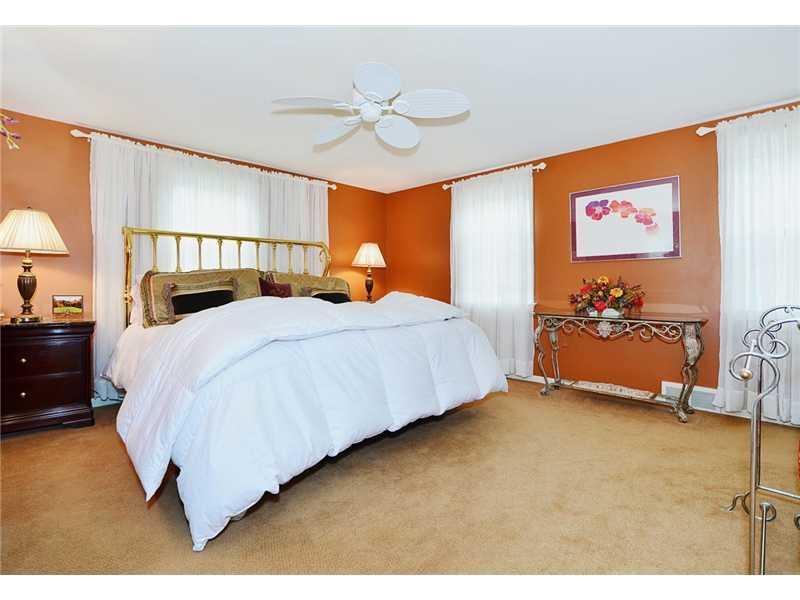 142 Berwyn Road Pittsburgh, PA 15237 - Photo 10 of 19 Master Bedroom.