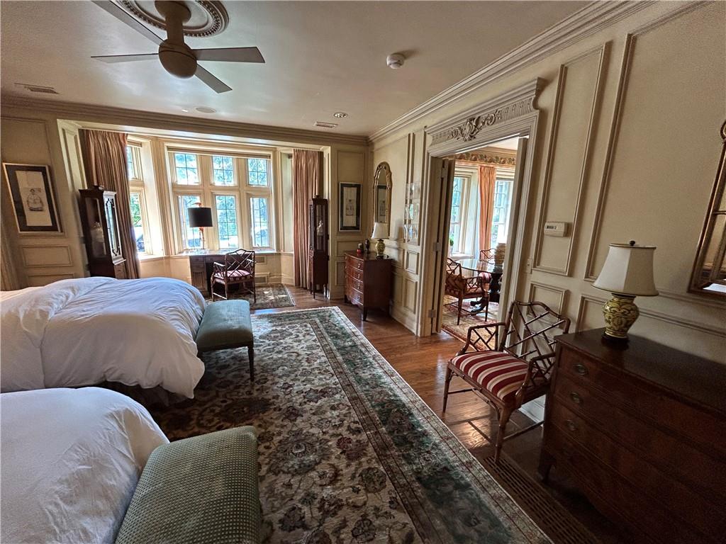 5049 Wornall Road, Unit 1E Kansas City, MO 64112 - Photo 14 of 16 Gallery Image 14