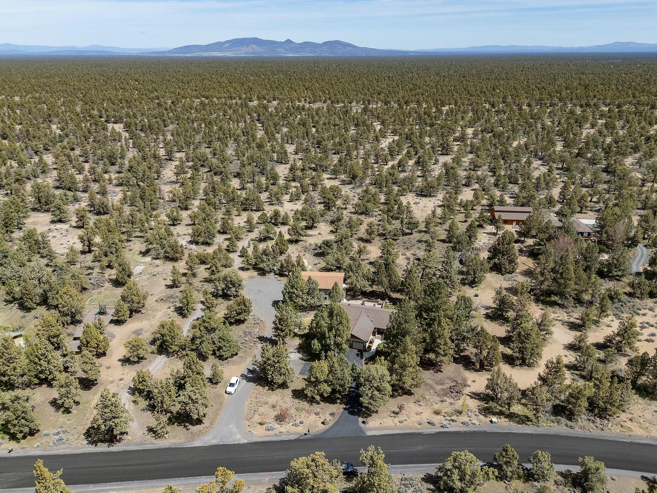 64688 Sylvan Loop Bend, OR 97701 - Photo 34 of 39 tempImagedc89RJ