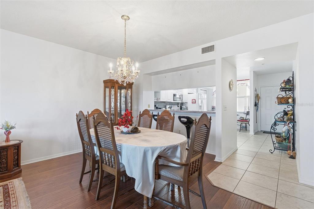 960 Starkey Road, Unit 2403 Largo, FL 33771 - Photo 6 of 24