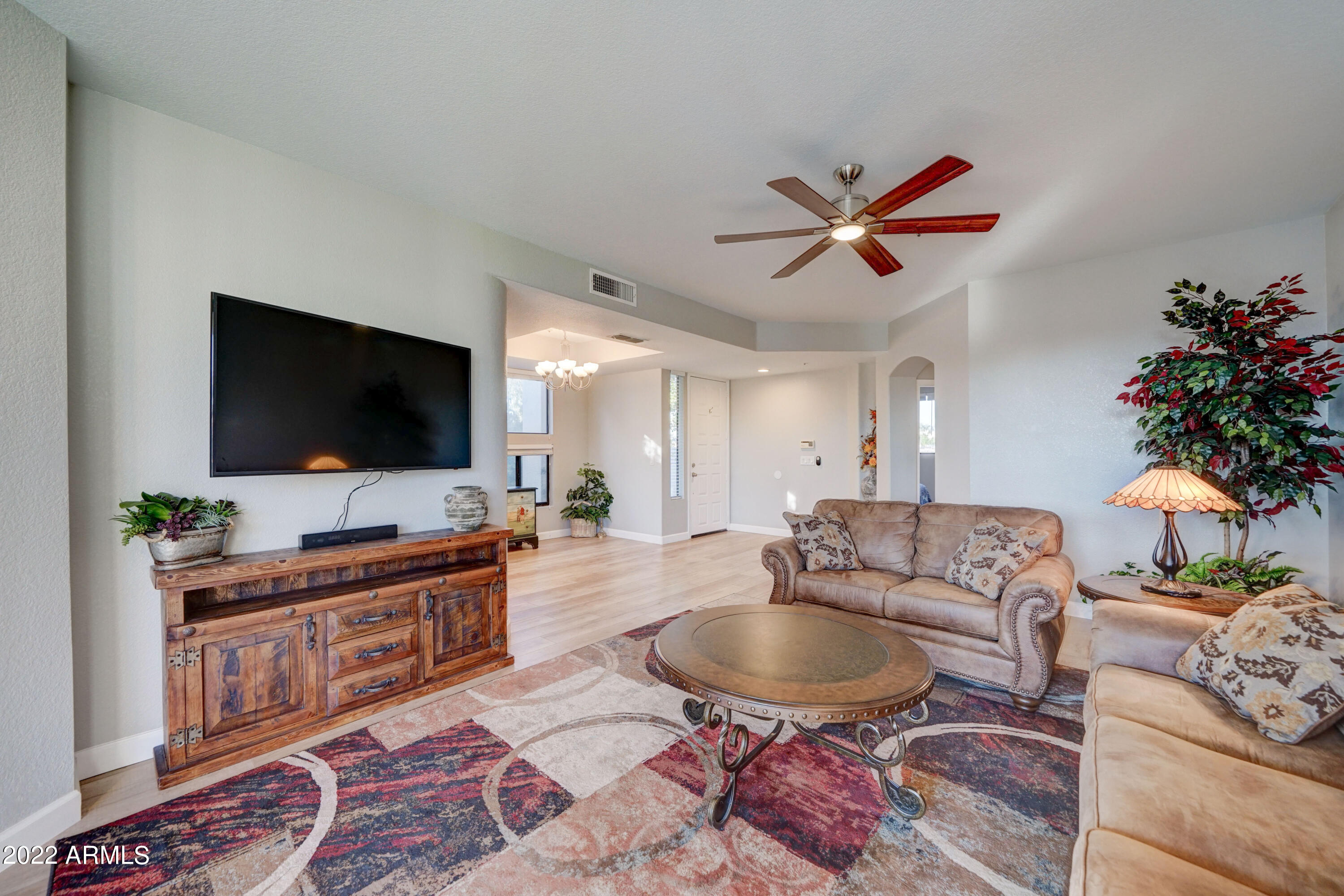 7700 East Gainey Ranch Road, Unit 223 Scottsdale, AZ 85258 - Photo 10 of 45 Great room