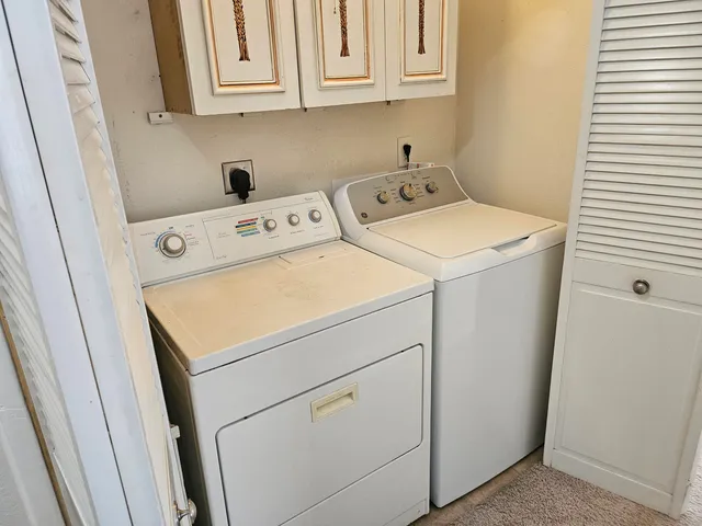 $1,950 | 501 Southeast Thanksgiving Avenue, Port St. Lucie, FL 34984