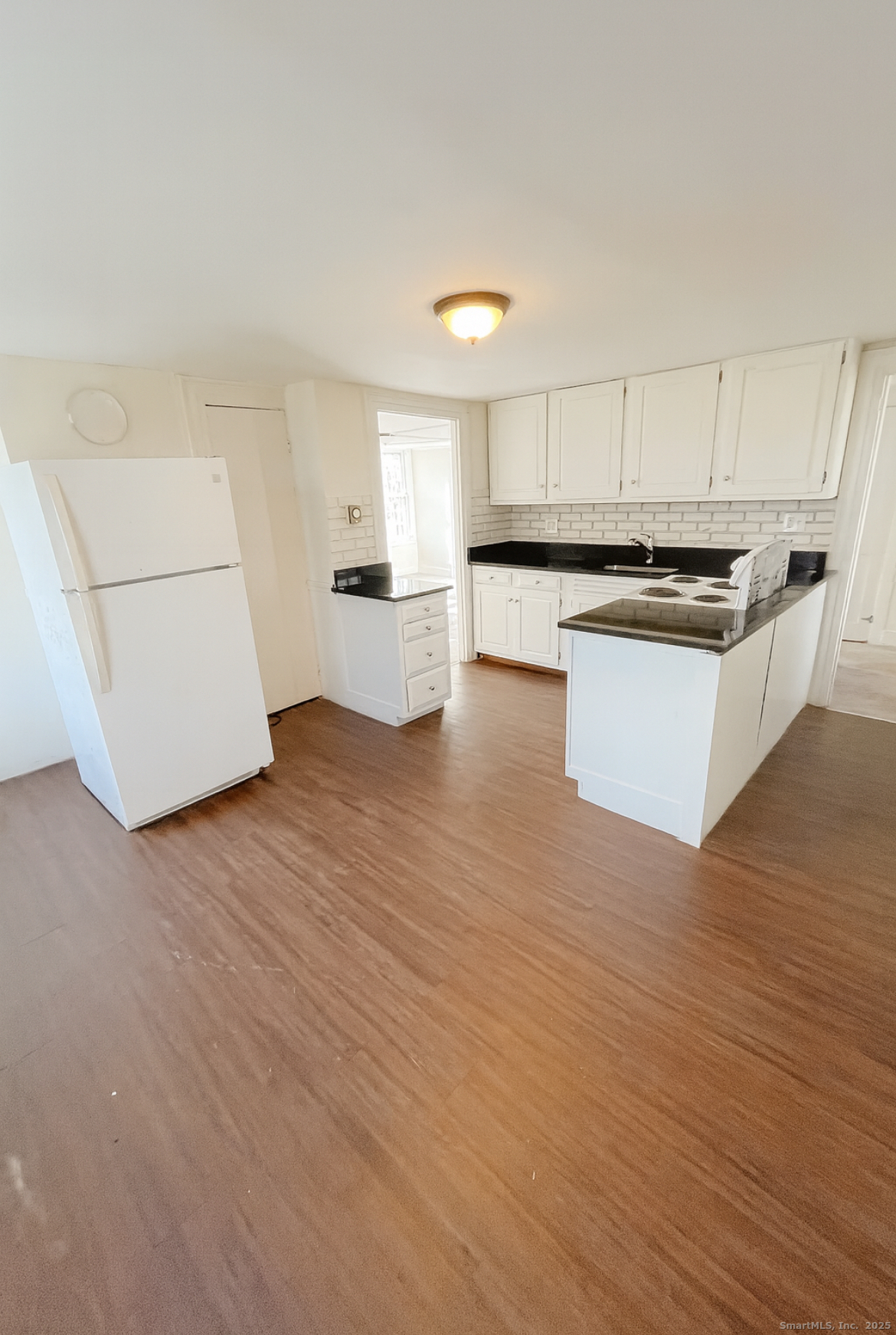 1281 Durham Road Madison, CT 06443 - Photo 16 of 24