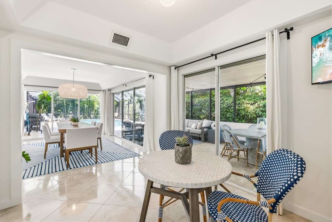 405 Eugenia Road Vero Beach, FL 32963 - Photo 8 of 36