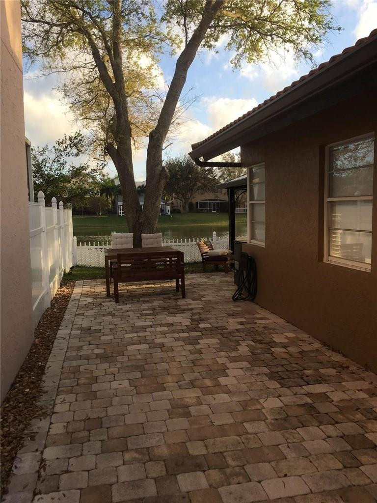 10388 Sunstream Lane Boca Raton, FL 33428 - Photo 11 of 25 Photo 11