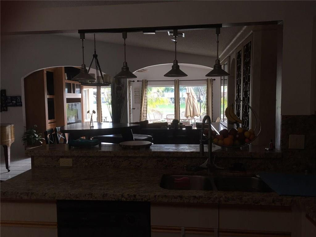 10388 Sunstream Lane Boca Raton, FL 33428 - Photo 16 of 25 Photo 19