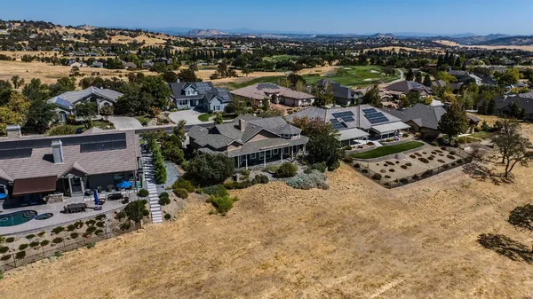 $749,000 | 2016 Oak Creek Drive, Copperopolis, CA 95228