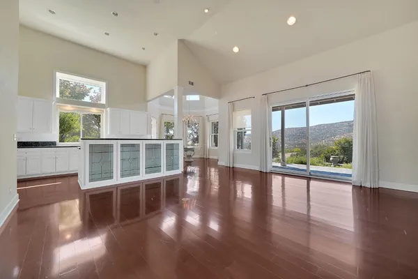 $749,000 | 2016 Oak Creek Drive, Copperopolis, CA 95228