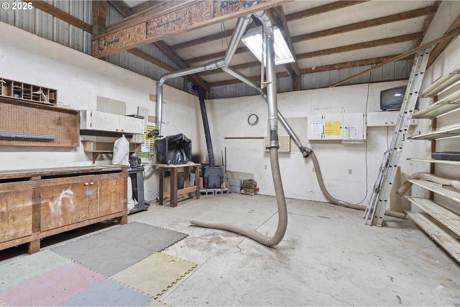 28851 Southeast Knox Road Boring, OR 97009 - Photo 37 of 40 Gallery Image 37