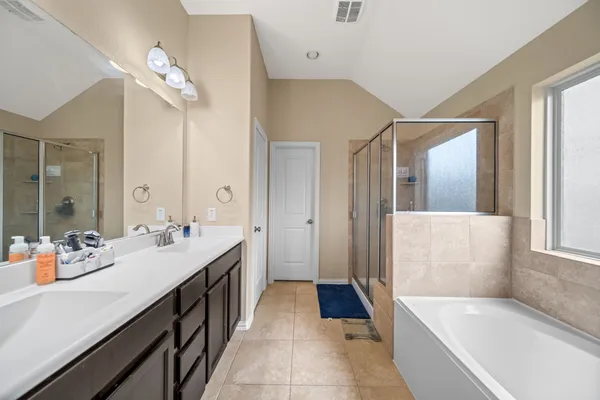 $2,350 | 13106 Riata River Lane, Humble, TX 77346