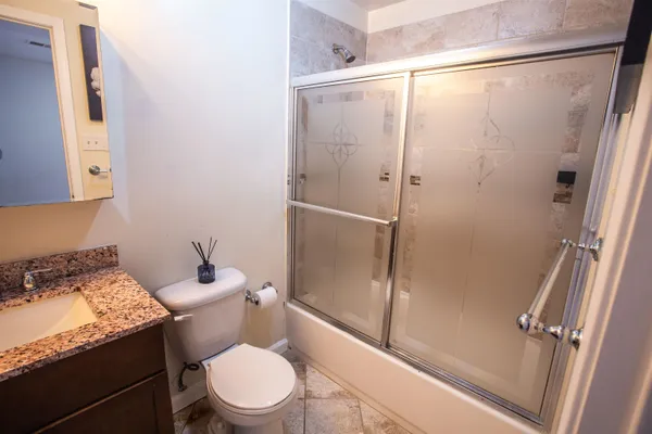 $3,090 | 171 Clifford Street, Unit 1, Newark, NJ 07105