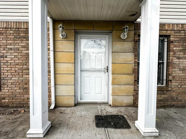 $3,090 | 171 Clifford Street, Unit 1, Newark, NJ 07105