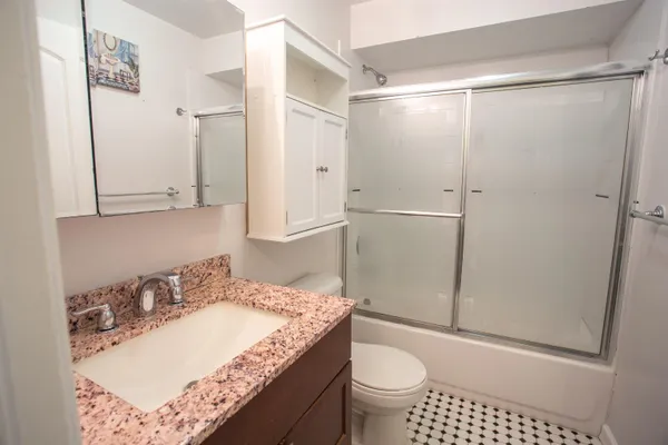$3,090 | 171 Clifford Street, Unit 1, Newark, NJ 07105
