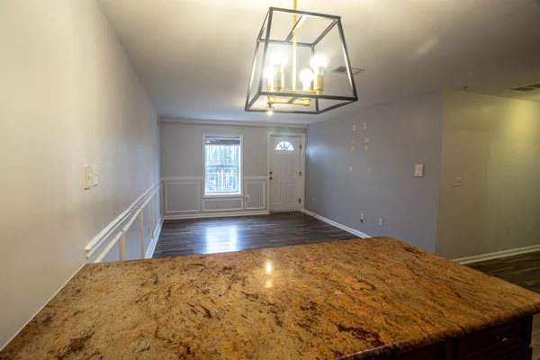 $3,090 | 171 Clifford Street, Unit 1, Newark, NJ 07105