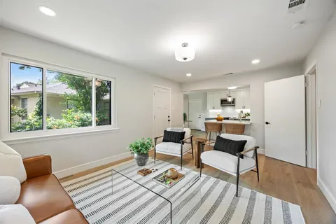 $589,000 | 1650 Macmanus Drive, Dallas, TX 75228