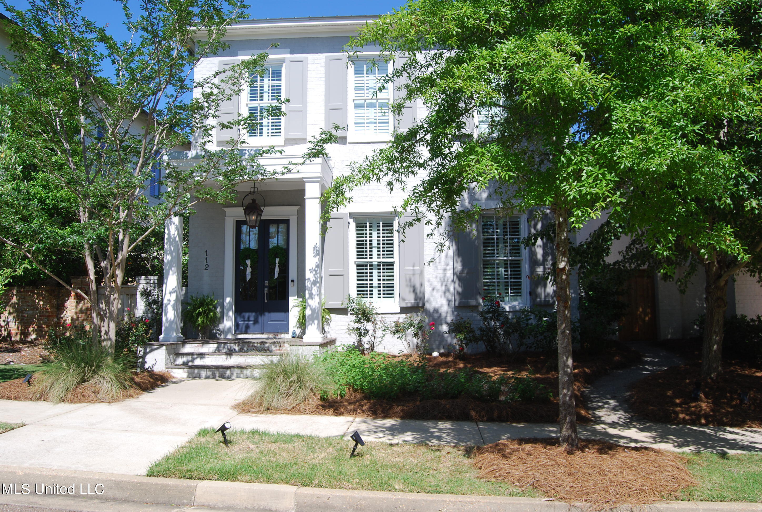 112 Commons Place Ridgeland, MS 39157 - Photo 1 of 47 Front of home