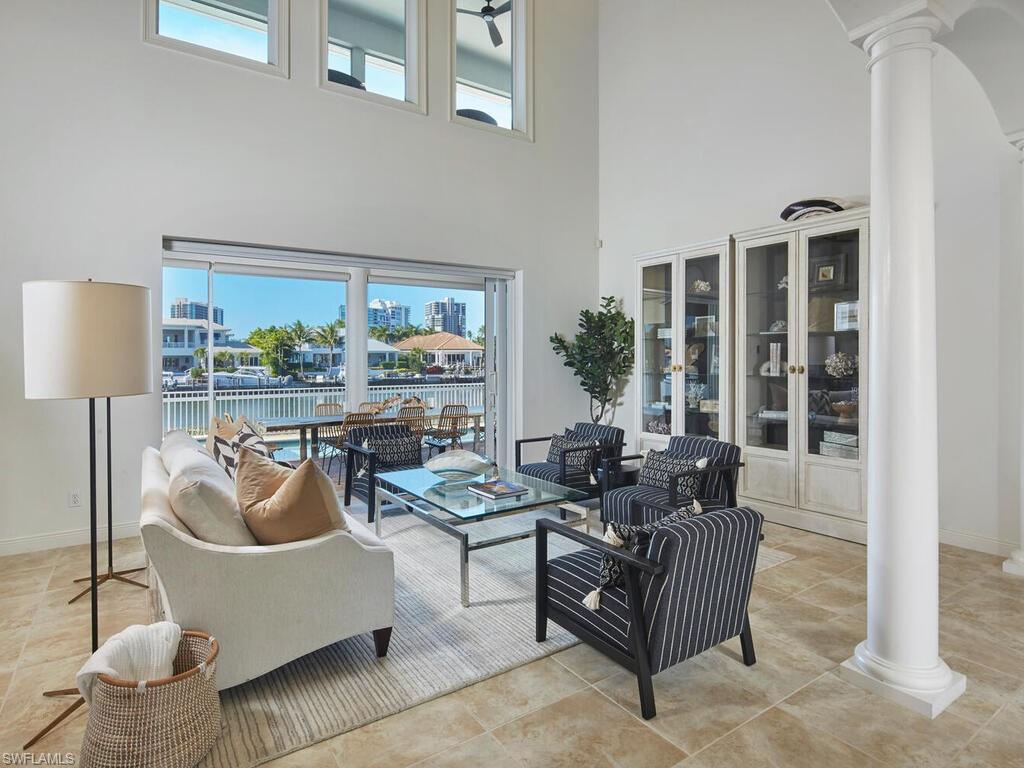 4419 Crayton Road Naples, FL 34103 - Photo 15 of 45