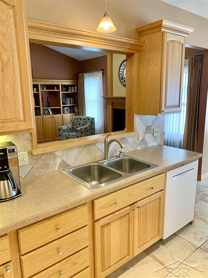 7368 7 Mile Road Freeland, MI 48623 - Photo 23 of 55