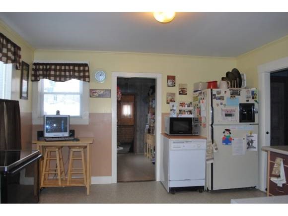 5 Friendship Street Rochester, NH 03867 - Photo 7 of 24