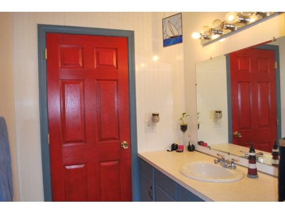 5 Friendship Street Rochester, NH 03867 - Photo 9 of 24