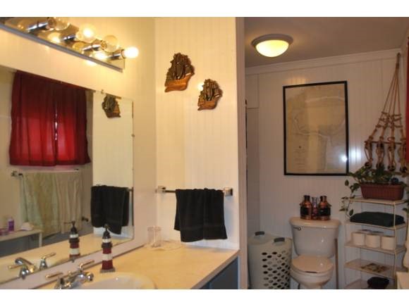 5 Friendship Street Rochester, NH 03867 - Photo 10 of 24