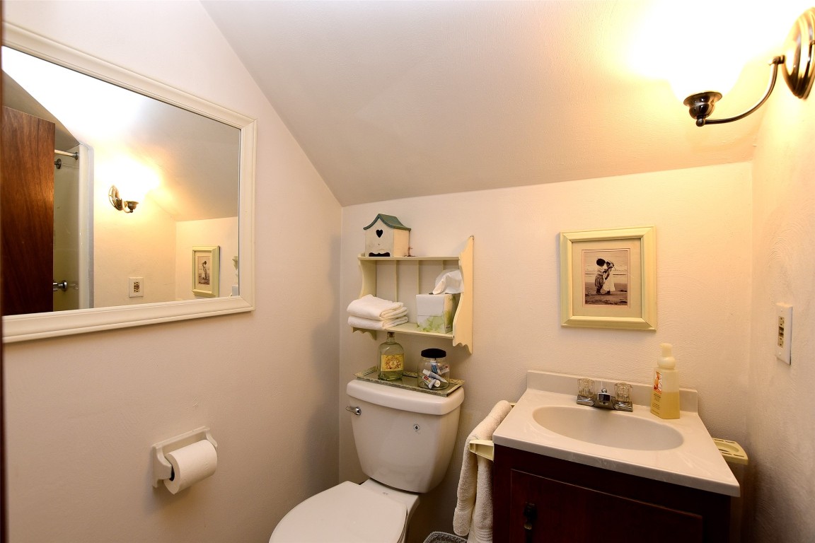977 Powderhouse Road Vestal, NY 13850 - Photo 23 of 39 Gallery Image 23