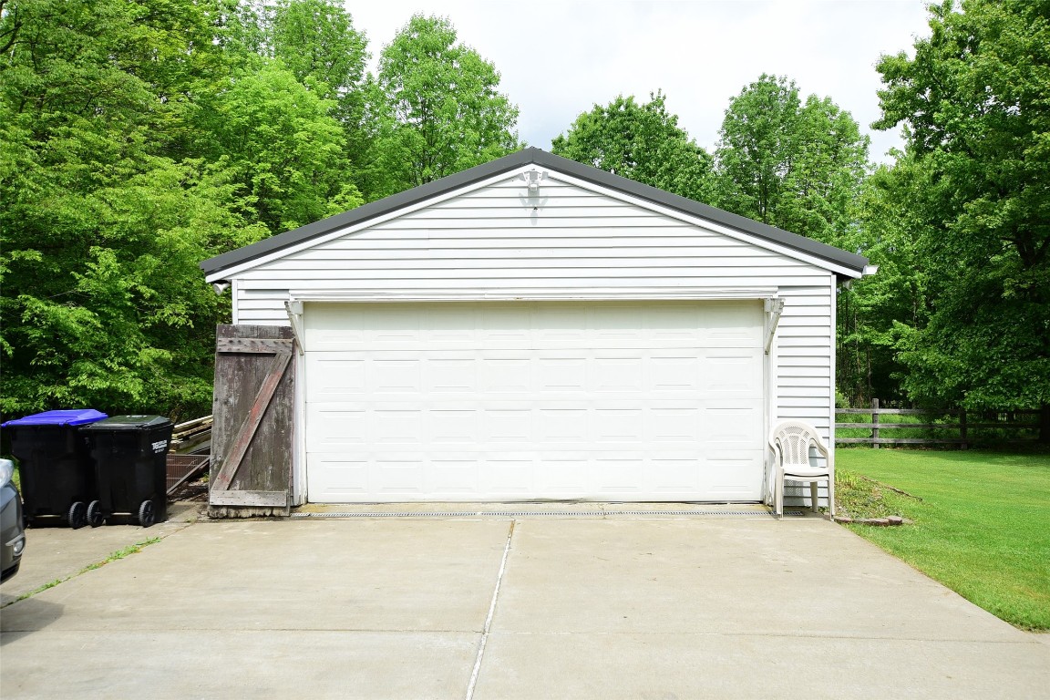 977 Powderhouse Road Vestal, NY 13850 - Photo 4 of 39 Gallery Image 4
