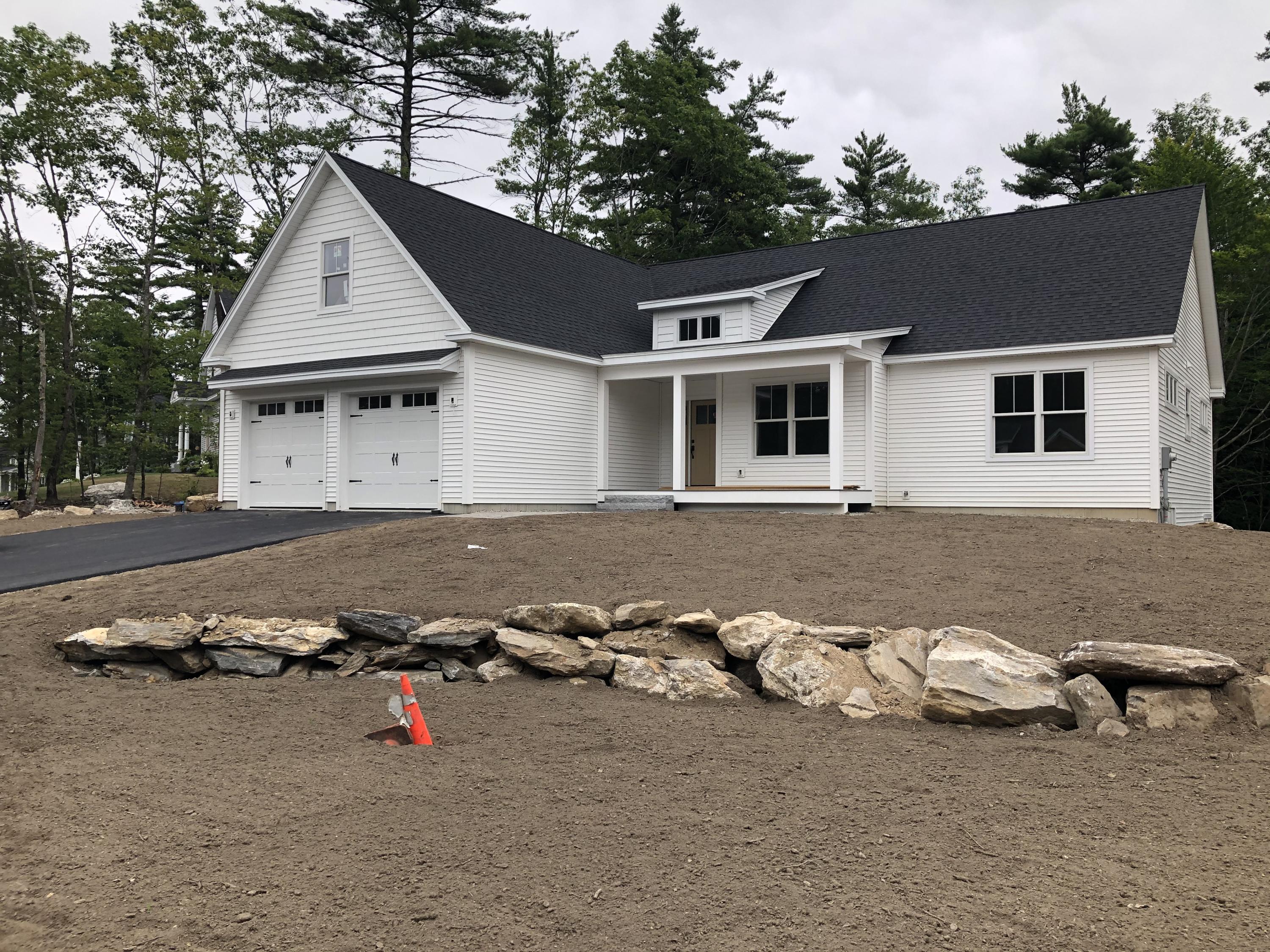 31 South Ridge Road Falmouth, ME 04105 - Photo 1 of 1 Front Exterior