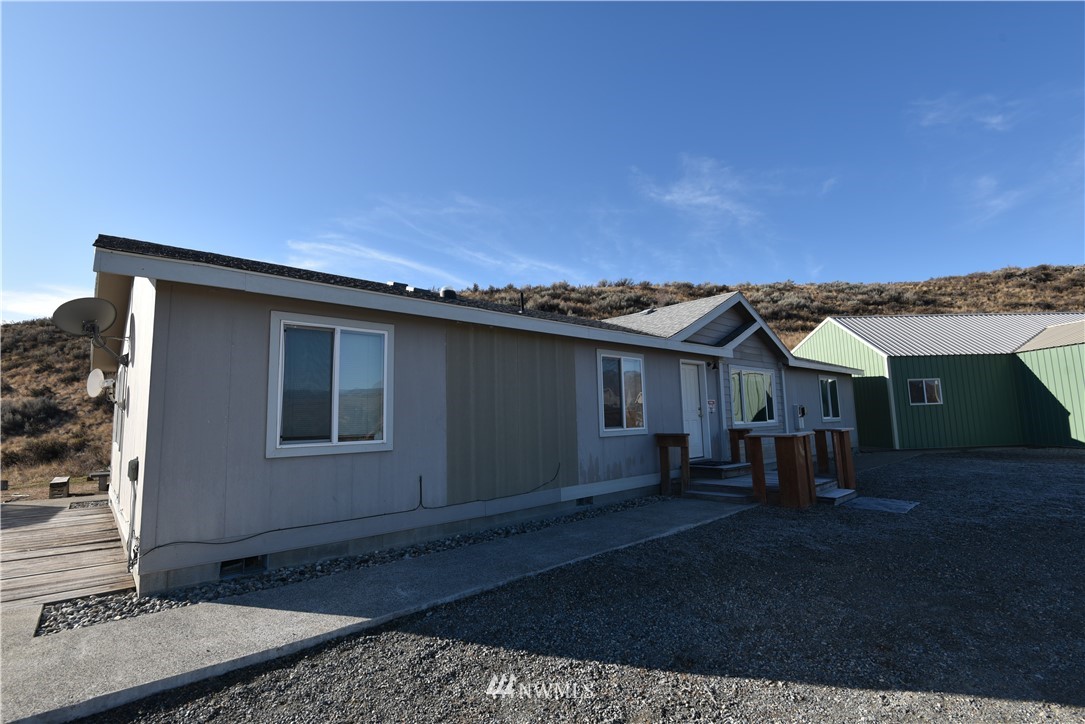 25 Windsong Road Winthrop, WA 98862 - Photo 3 of 25 Gallery Image 3
